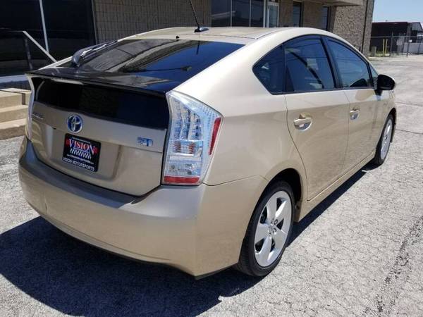 2010 Toyota Prius IV - Great Gas Mileage - NAV & Back-up Camera! for sale in Tulsa, OK – photo 3