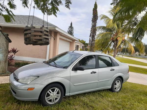 Ford Focus 5 speed manual shift 78k miles - cars & trucks - by owner... for sale in Cape Coral, FL – photo 15