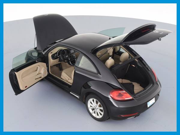 2017 VW Volkswagen Beetle 1 8T SE Hatchback 2D hatchback Black for sale in Arlington, TX – photo 17