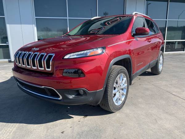 2017 Jeep Cherokee Limited 4x4 Deep Cherry Red for sale in Omaha, NE – photo 3