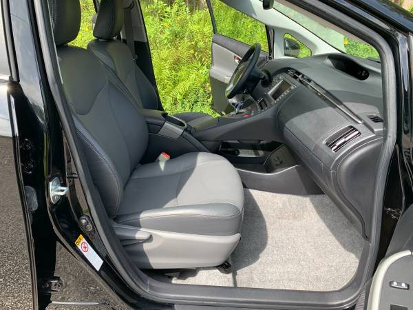 2015 Toyota Prius 4 Dlx Solar Sunroof Pkg Leather Nav HUD 17s ONLY... for sale in Lutz, FL – photo 17