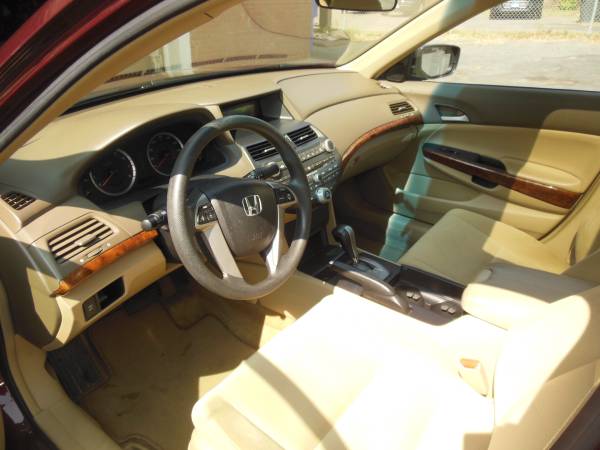2008 honda accord - cars & trucks - by dealer - vehicle automotive... for sale in West Hartford, CT – photo 10