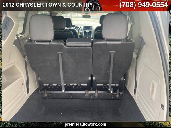 2012 CHRYSLER TOWN & COUNTRY TOURING L - - by dealer for sale in Alsip, IL – photo 7