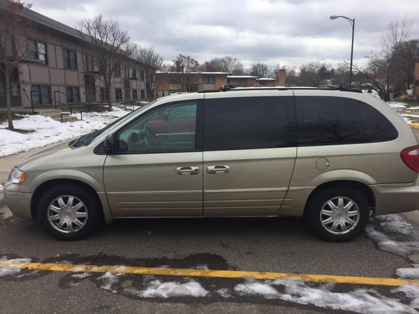 2005 Chrysler Town and Country Touring - cars & trucks - by owner -... for sale in Saint Paul, MN – photo 2