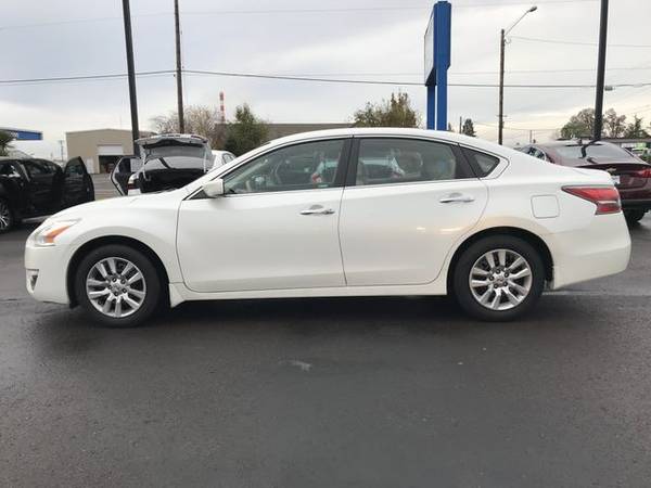 2015 Nissan Altima - Financing Available! - cars & trucks - by... for sale in Brooks, OR – photo 2