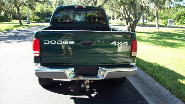 2001 Dodge Club Cab SLT 4WD V-8 - cars & trucks - by dealer -... for sale in Bradenton, FL – photo 4