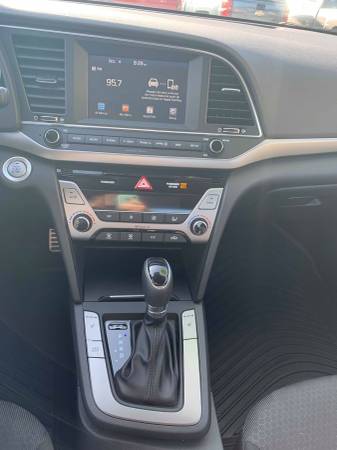2018 Hyundai Elantra only 9518 miles for sale in ROGERS, AR – photo 11
