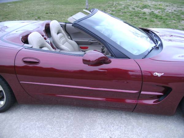 2003 Chevy Corvette Convertible 50th Anniversary for sale in Oscoda, MI – photo 8