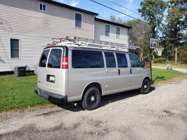 2008 chevy express 1500 (sale pending) for sale in Pittsburgh, PA – photo 3