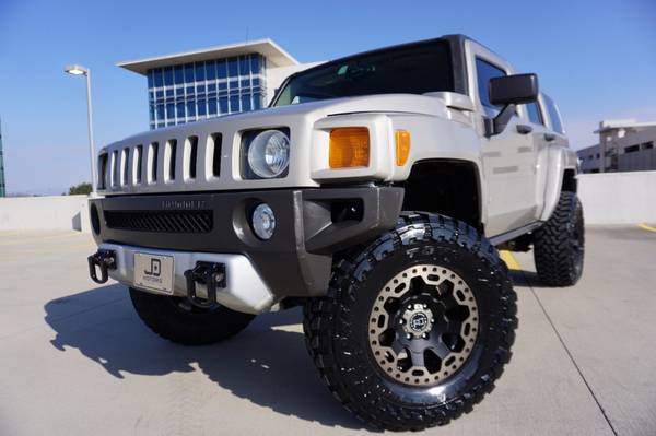 2008 HUMMER H3 Lifted 4WD SUV Custom Wheels Look Inside - cars for sale in Austin, TX – photo 3