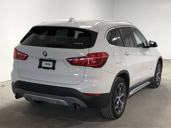 2018 BMW X1 xDrive28i - - by dealer - vehicle for sale in Buffalo, NY – photo 7