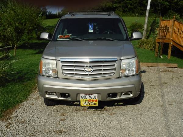 '04 Cadillac Escalade for sale in Jackson, OH – photo 3