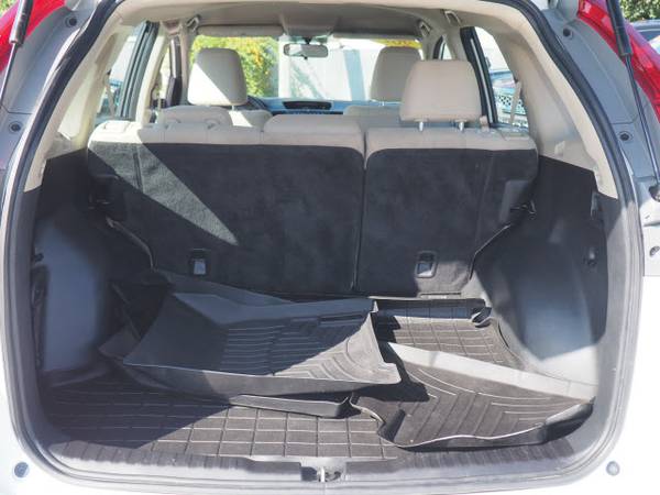 2016 Honda CRV LX hatchback White for sale in Salisbury, MA – photo 9