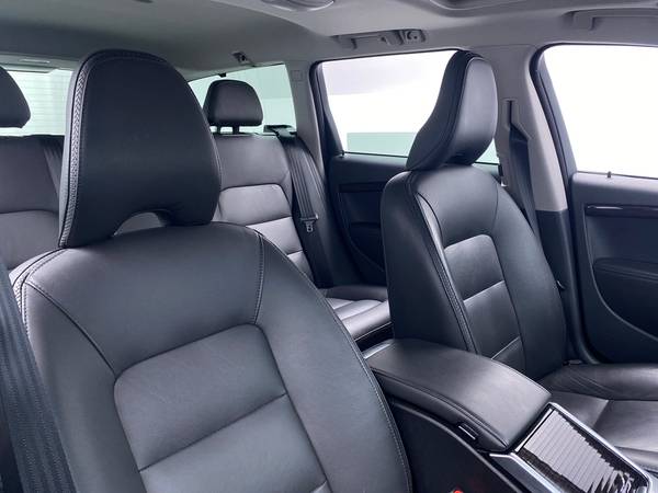 2016 Volvo XC70 T5 Platinum Wagon 4D wagon Black - FINANCE ONLINE -... for sale in milwaukee, WI – photo 18