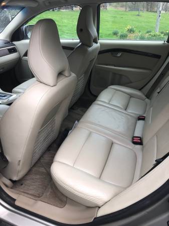 2011 Volvo XC70 12000 obo for sale in Stoystown, PA – photo 5
