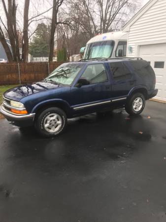 2001 Chevy S10 Blazer - cars & trucks - by owner - vehicle... for sale in Dracut, MA