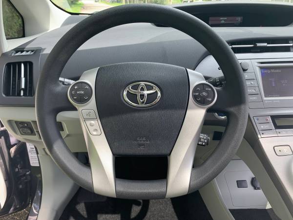 2015 Toyota Prius Hybrid 3 Solar Sunroof Pkg Navigation Camera -... for sale in Lutz, FL – photo 11