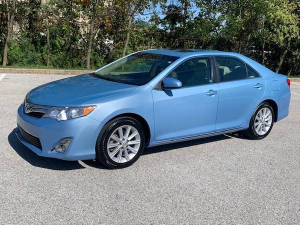 2013 TOYOTA CAMRY XLE ORIGINAL 18,200 MILES FULLY LOADED EXTRA CLEAN... for sale in Halethorpe, MD – photo 2