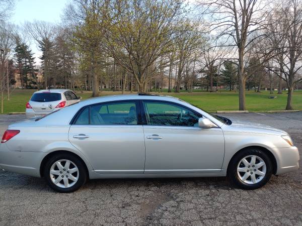 2005 Toyota Avalon 139k miles obo for sale in Akron, OH – photo 4