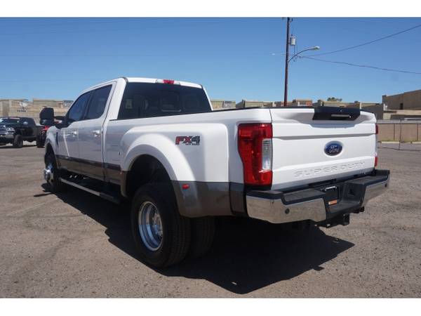 2019 Ford f-350 f350 f 350 Super Duty LARIAT 4WD CREW - Lifted for sale in Phoenix, AZ – photo 6