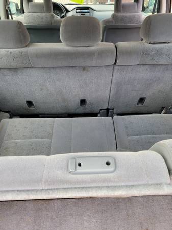 05 Honda Pilot LX 3rd Row SeatsClean title - - by for sale in Columbus, OH – photo 3