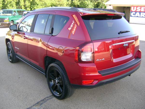 2016 JEEP COMPASS SPORT 4X4 for sale in Dubuque, IA – photo 2