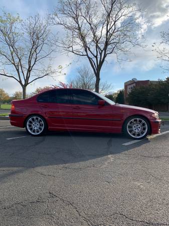 2004 BMW 330i ZHP Imola Red on Alcantara PENDING for sale in Mamaroneck, NY – photo 24