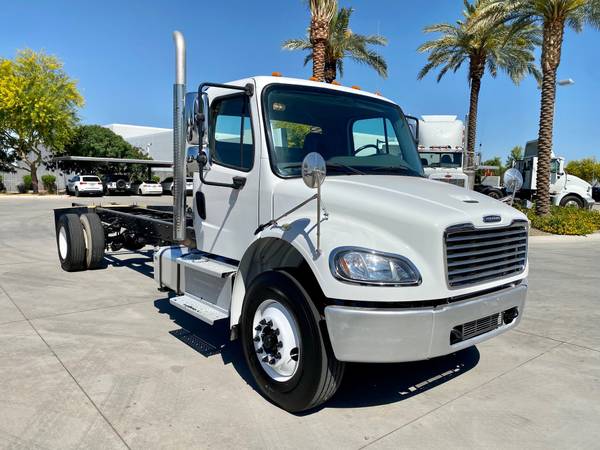2017 FREIGHTLINER M2 CAB & CHASSIS - - by dealer for sale in Phoenix, CA – photo 2