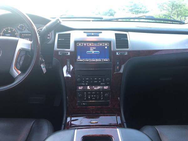 2013 Cadillac Escalade AWD LOW MILES ONLY 72K for sale in Federal Way, WA – photo 9