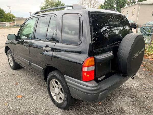 2004 CHEVY TRACKER - BASE - 2.5L V6 - 2WD - AMAZING MILES & CONDITION! for sale in York, PA – photo 3