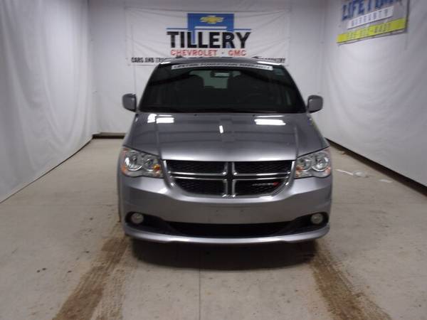 2019 Dodge Grand Caravan SXT - cars & trucks - by dealer - vehicle... for sale in Moriarty, NM – photo 3