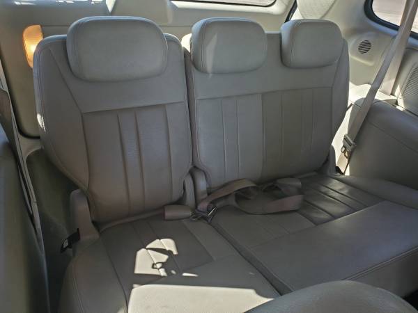 2006 Chrysler town an country stow n go limited 137k miles for sale in Glendale, AZ – photo 9