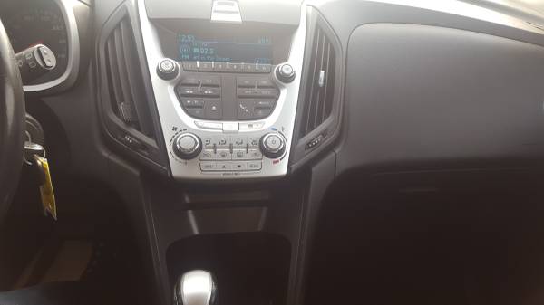 2011 Chevy Equinox LT - cars & trucks - by owner - vehicle... for sale in Robbins, IL – photo 8