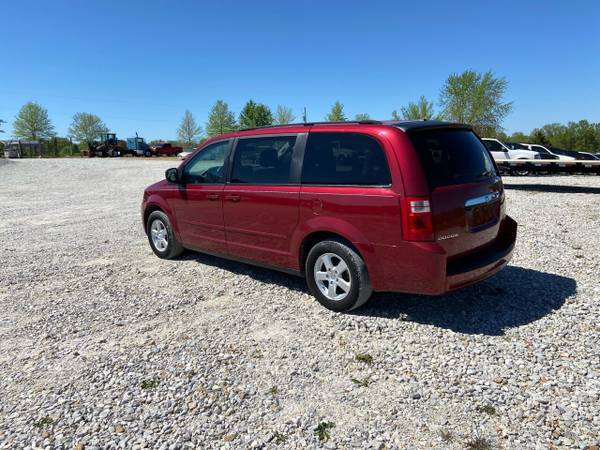 2010 Dodge Grand Caravan - - by dealer - vehicle for sale in New Bloomfield, MO – photo 3