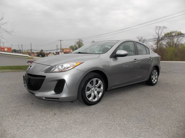2012 Mazda3 I Sport ( low mileage, clean, good on gas) - cars & for sale in Carlisle, PA – photo 3