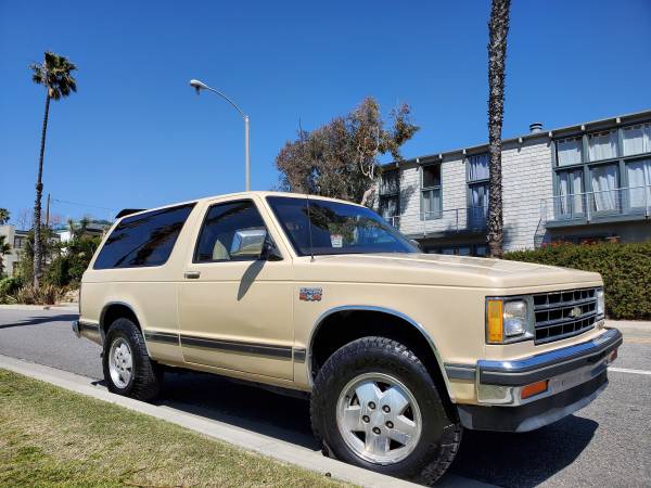 Restored 1985 Chevy Blazer - Runs Fantastic - Many New for sale in Santa Monica, CA – photo 16