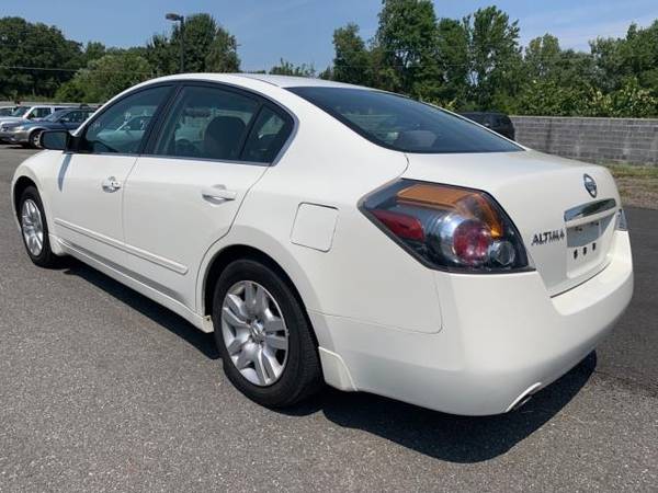2009 Nissan Altima - cars & trucks - by dealer - vehicle automotive... for sale in Fredericksburg, District Of Columbia – photo 3