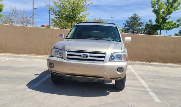FS: 2006 Toyota Highlander limited 4x4 3rd row seat - cars & for sale in Albuquerque, NM – photo 2