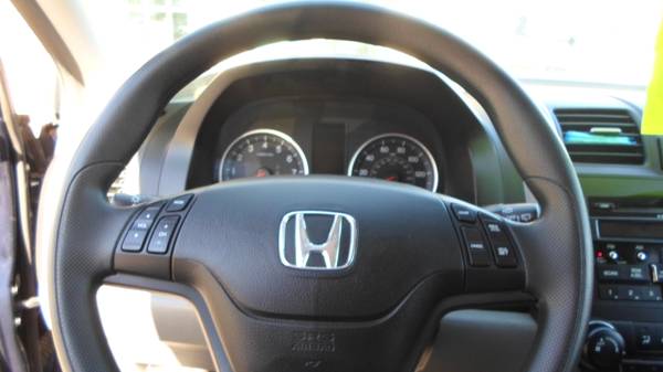 2011 Honda CR-V SE - - by dealer - vehicle automotive for sale in Appleton, WI – photo 7