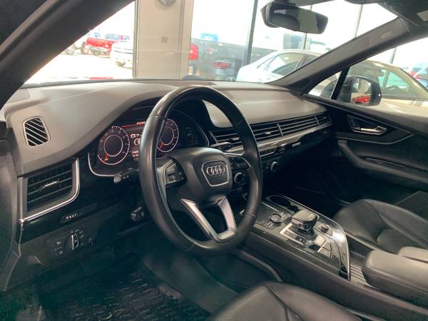2018 Audi Q7 3 0T quattro Premium Plus - - by dealer for sale in Springfield, IL – photo 8