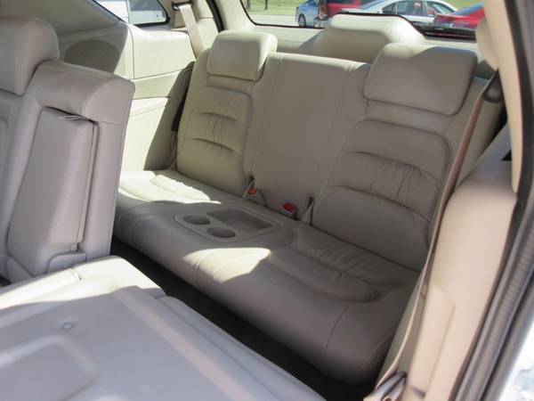 2006 Buick Rendezvous SUV - Auto/Leather/Roof/Wheels/Third Row -... for sale in Des Moines, IA – photo 11