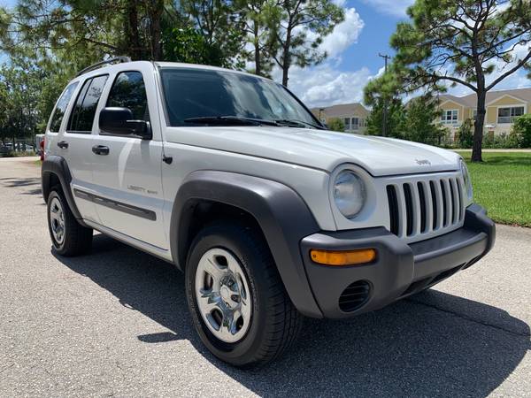 2003 Jeep Liberty 99k miles for sale in Fort Myers, FL – photo 3