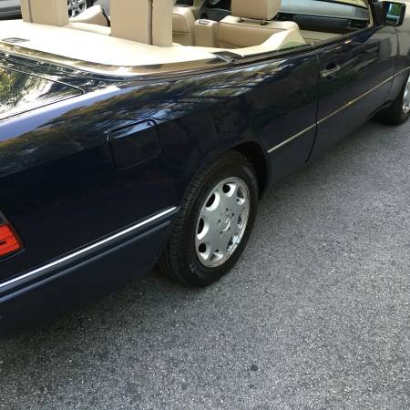Mercedes E320 1995 Cabriolet MINT for sale in Acton, MA – photo 15