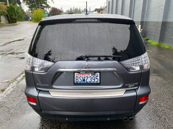 2012 Mitsubishi Outlander GT 4dr SUV - cars & trucks - by dealer -... for sale in Lynnwood, WA – photo 4