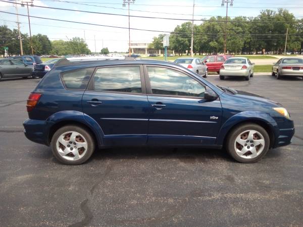 2004 Pontiac Vibe with Sunroof for sale in Springfield, IL – photo 5