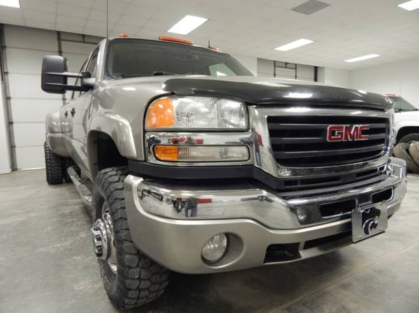 2003 Chevrolet 3500, Crew Cab, Dually, 8.1 L, 4x4 - cars & trucks -... for sale in Osage City, KS – photo 4