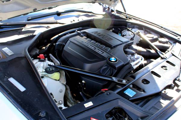 2 0 1 1 BMW 535i xDrive AWD Low Mileage Turbo ! - cars & for sale in Reno, NV – photo 22