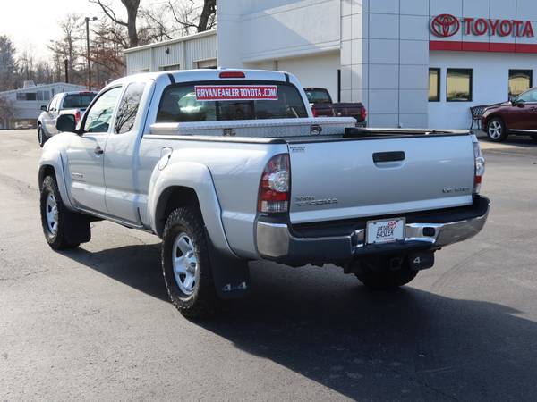 2009 Toyota Tacoma V6 - - by dealer - vehicle for sale in Hendersonville, NC – photo 4