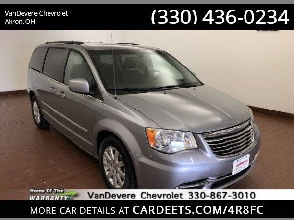 2014 Chrysler Town & Country Touring, Billet Silver Metallic Clearcoat for sale in Akron, OH