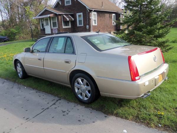 2006 Cadillac DTS Excellent Condition Runs 100 New Inspection for sale in Yorkville, NY – photo 3